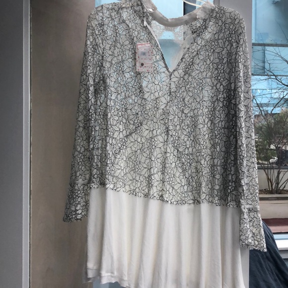NWT Free people black & white lace deep v dress🌟 - Picture 3 of 6